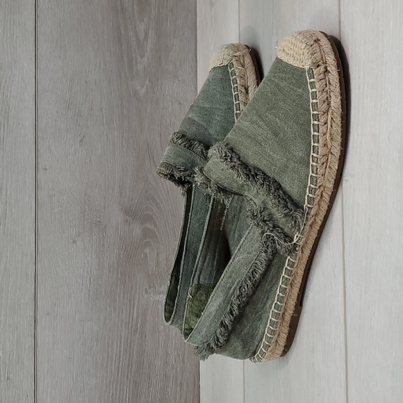 Joue Womens Vivienne Comfort Canvas Espadrille Loafer Slip on shoes sz 37.5/7.5 - Picture 2 of 12